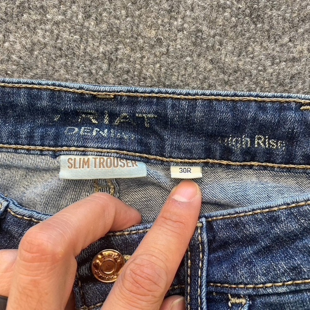 Ariat High Rise Denim Slim Trouser Jeans Womens Size 30x32 Faded Whiskered - Picture 4 of 13